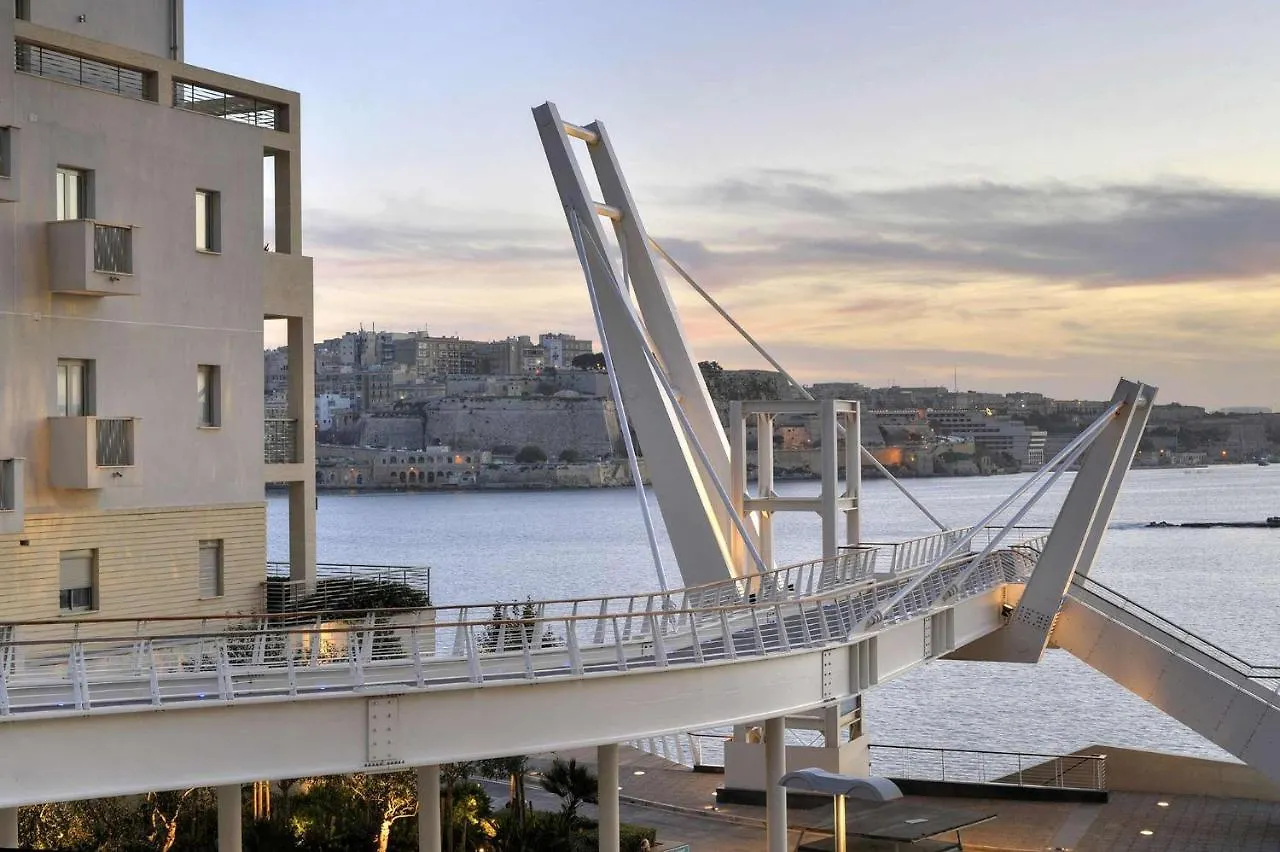 Apartment Modern 1Br Maisonette Steps From The Promenade Sliema